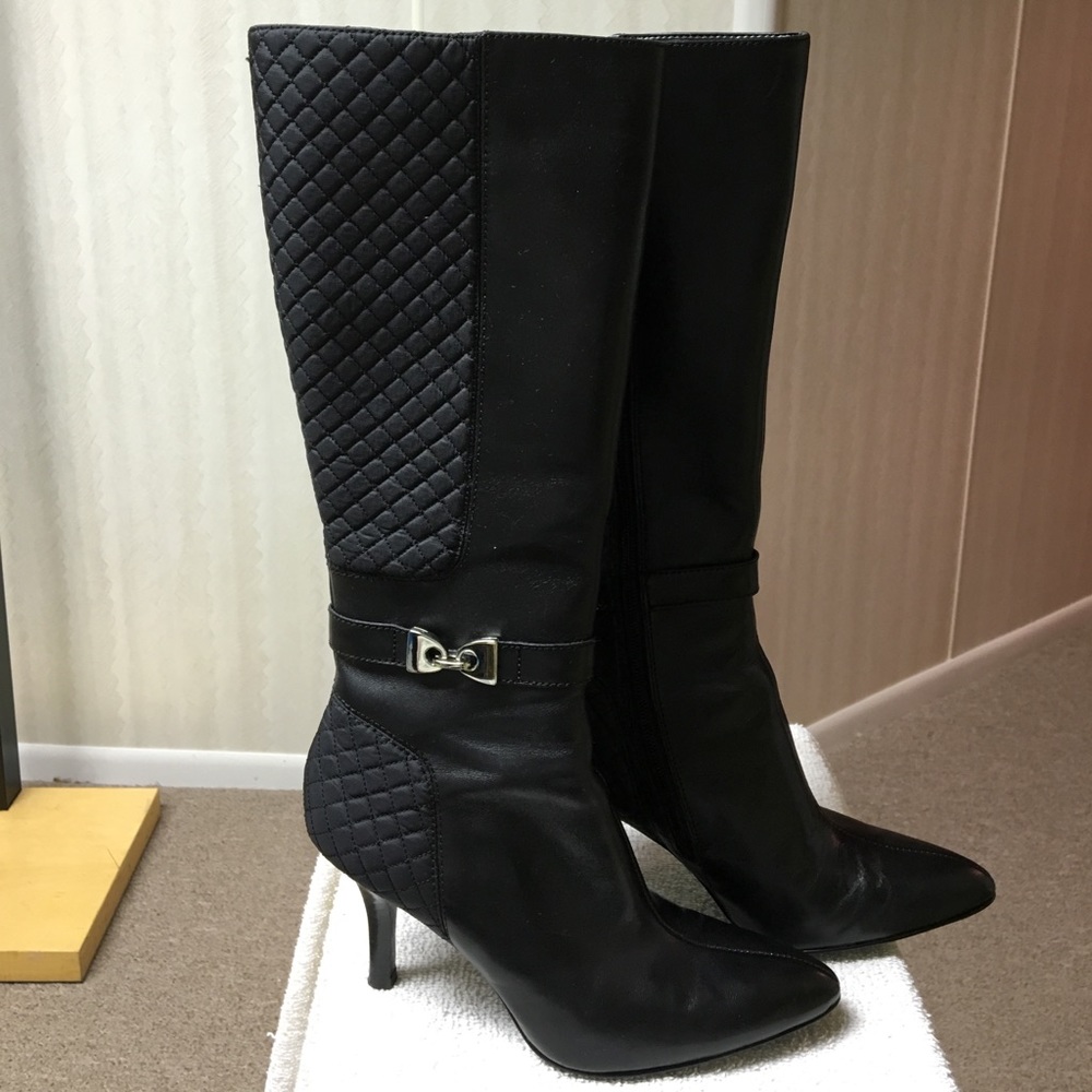 Anne Klein quilted/leather black heel boots